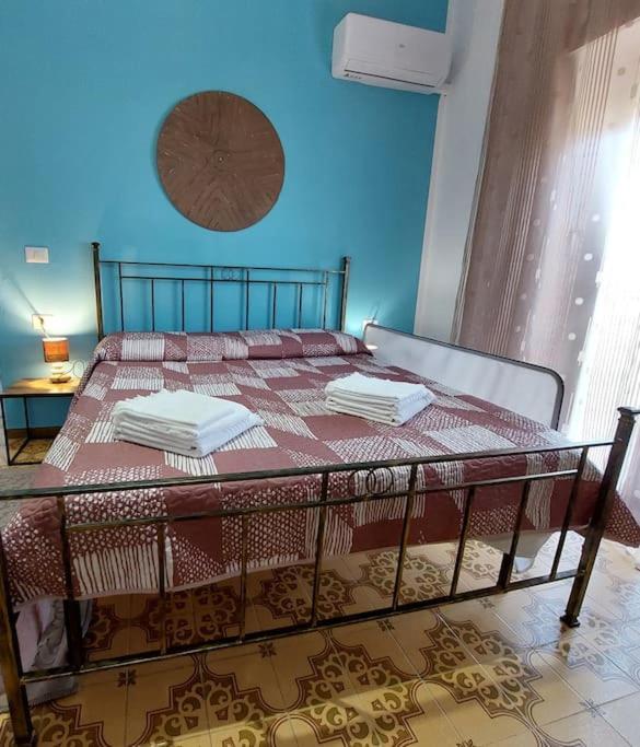 La Pintadera Sarda Apartman Carbonia Kültér fotó